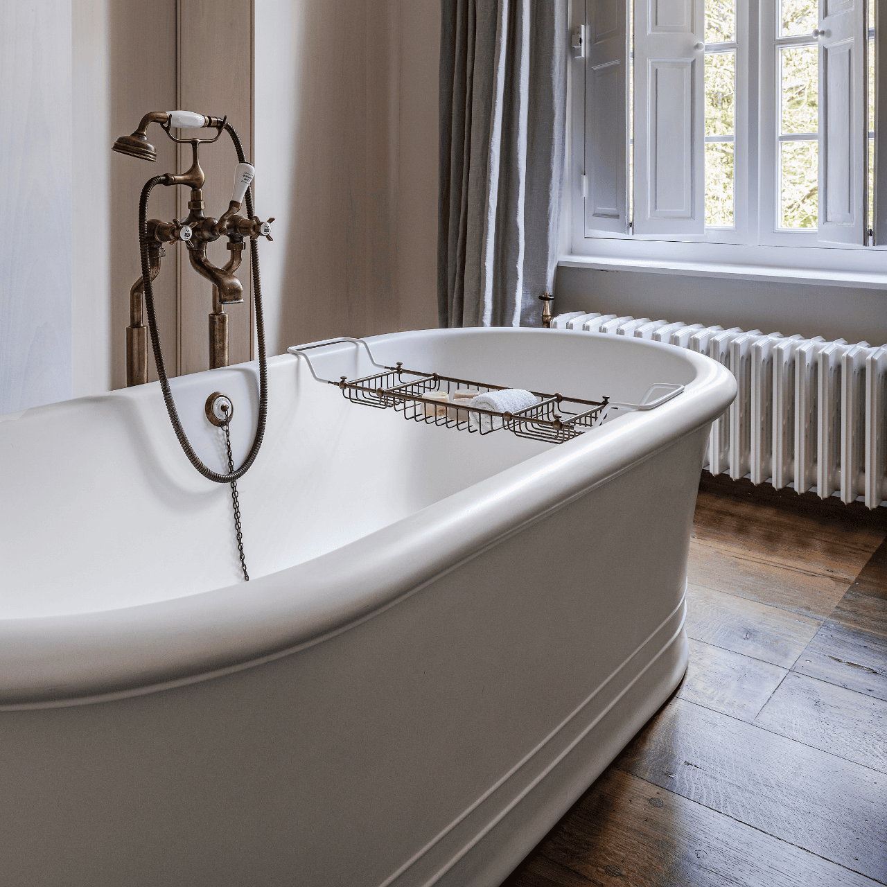 Quarryl bathtubs
